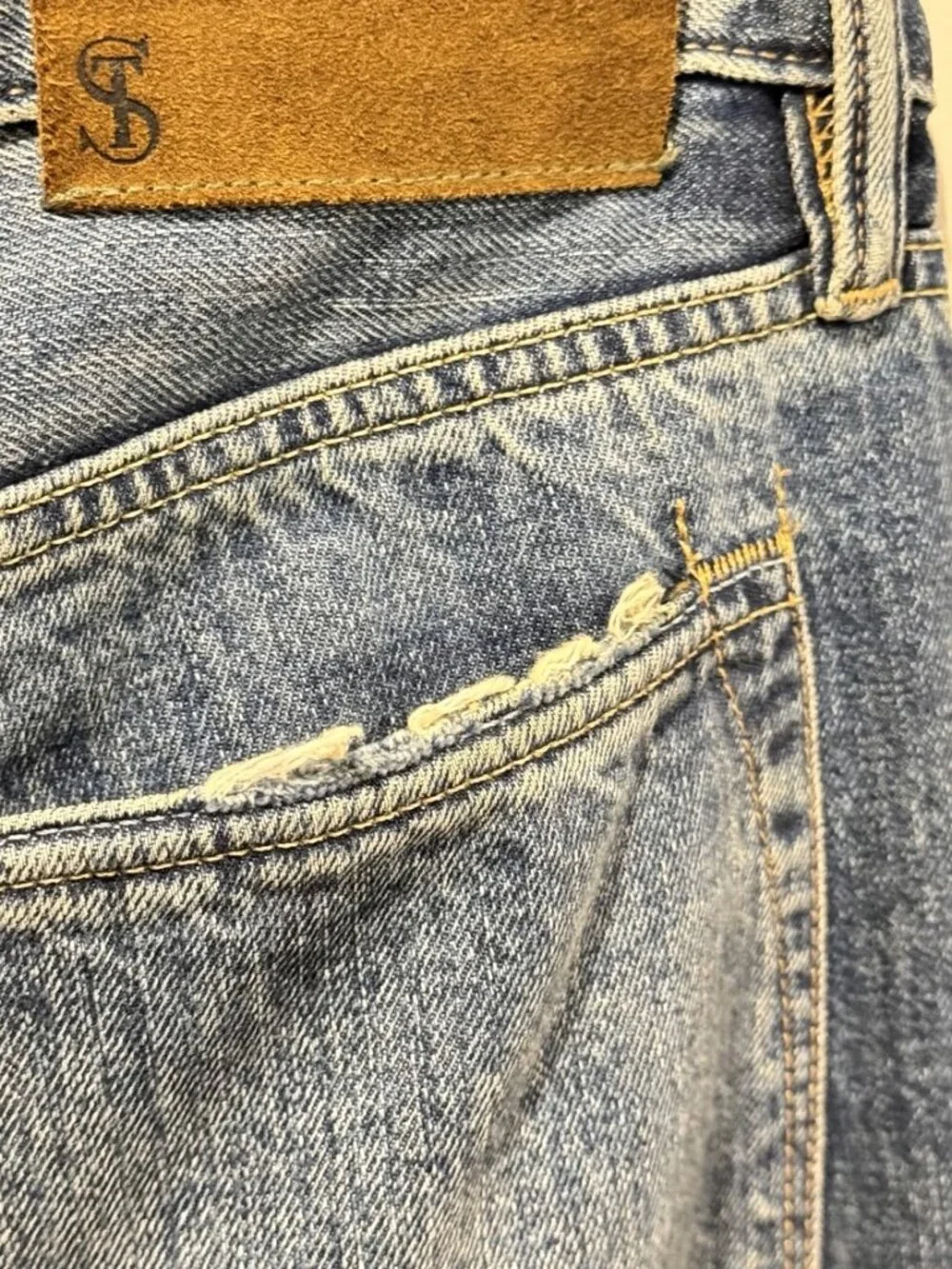 Todd Snyder Straight Fit Jeans 38x32 Medium Wash Cropped 27” Raw Hem